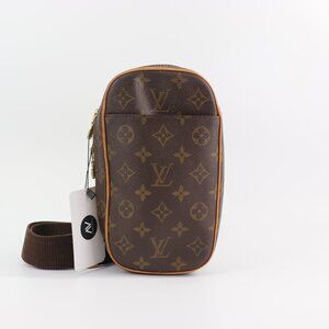 LOUIS VUITTON Monogram Pochette Gange